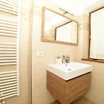 Cesa Mandi E Miky Apartman *