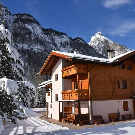 Cesa Mandi E Miky Canazei