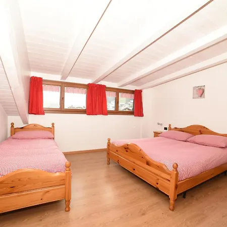 Cesa Mandi E Miky Apartment Canazei