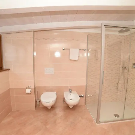 Cesa Mandi E Miky Apartmán