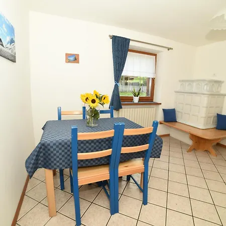 Cesa Mandi E Miky Apartment Canazei