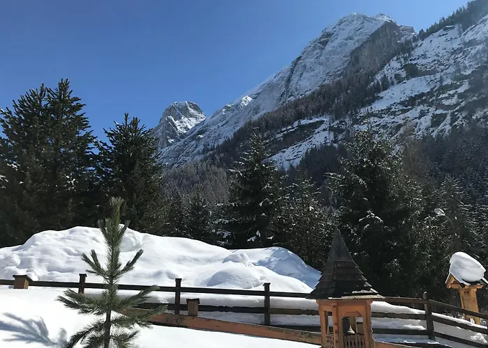 Cesa Mandi E Miky Apartmán *